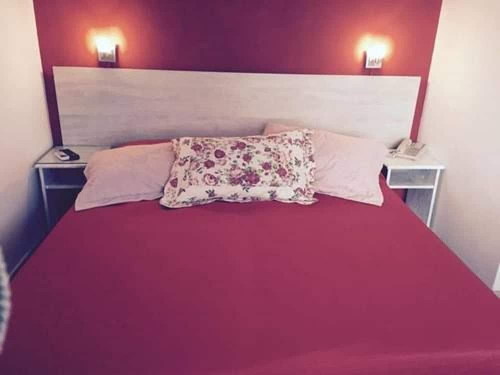 Playa Brava Hotel 3*